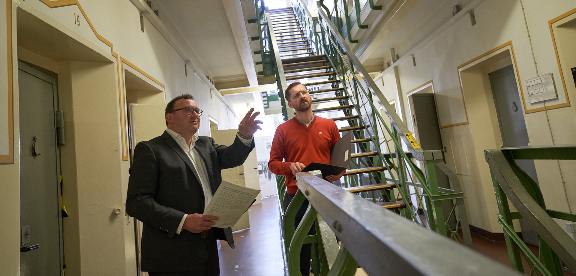 Beratungstermin in einer Gedenkstätte, Foto: LWL/Frank Springer