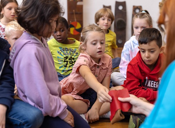 Kinder bei der Museumswoche, Foto: LWL/Walter Fischer