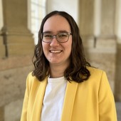 Portraitfoto von Jana Sierig